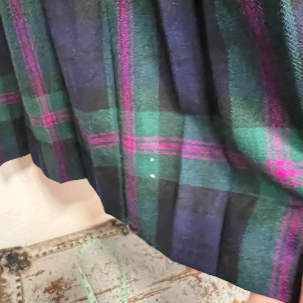 Vintage Scottish Wool Tartan Wrap Kilt Plaid Maxi Skirt with Buckle Detail - Picture 8 of 16